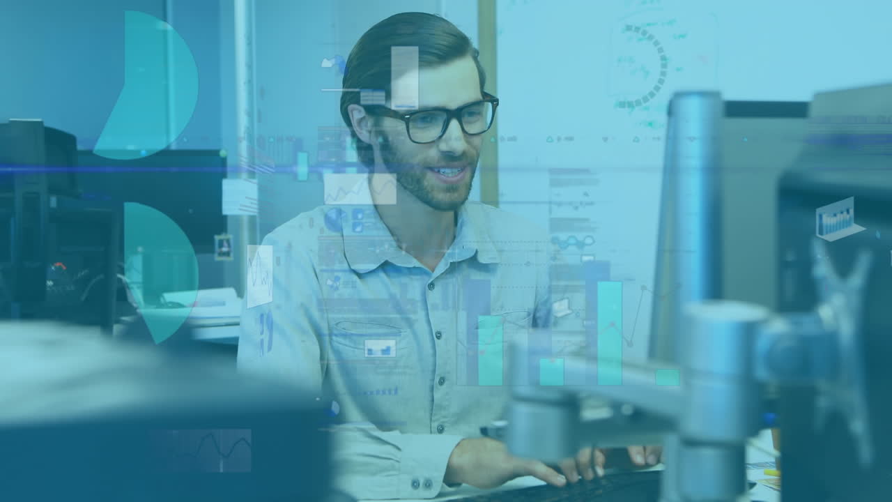 animación del procesamiento de datos financieros sobre el empresario que trabaja en la oficina