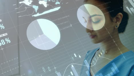 procesamiento de datos estadísticos contra una trabajadora de la salud que usa un teléfono inteligente sobre un fondo blanco