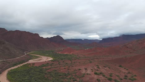 Aerial-view-of-the-landscape-of-Quebrada-Las-Conchas,-Salta,-Argentina