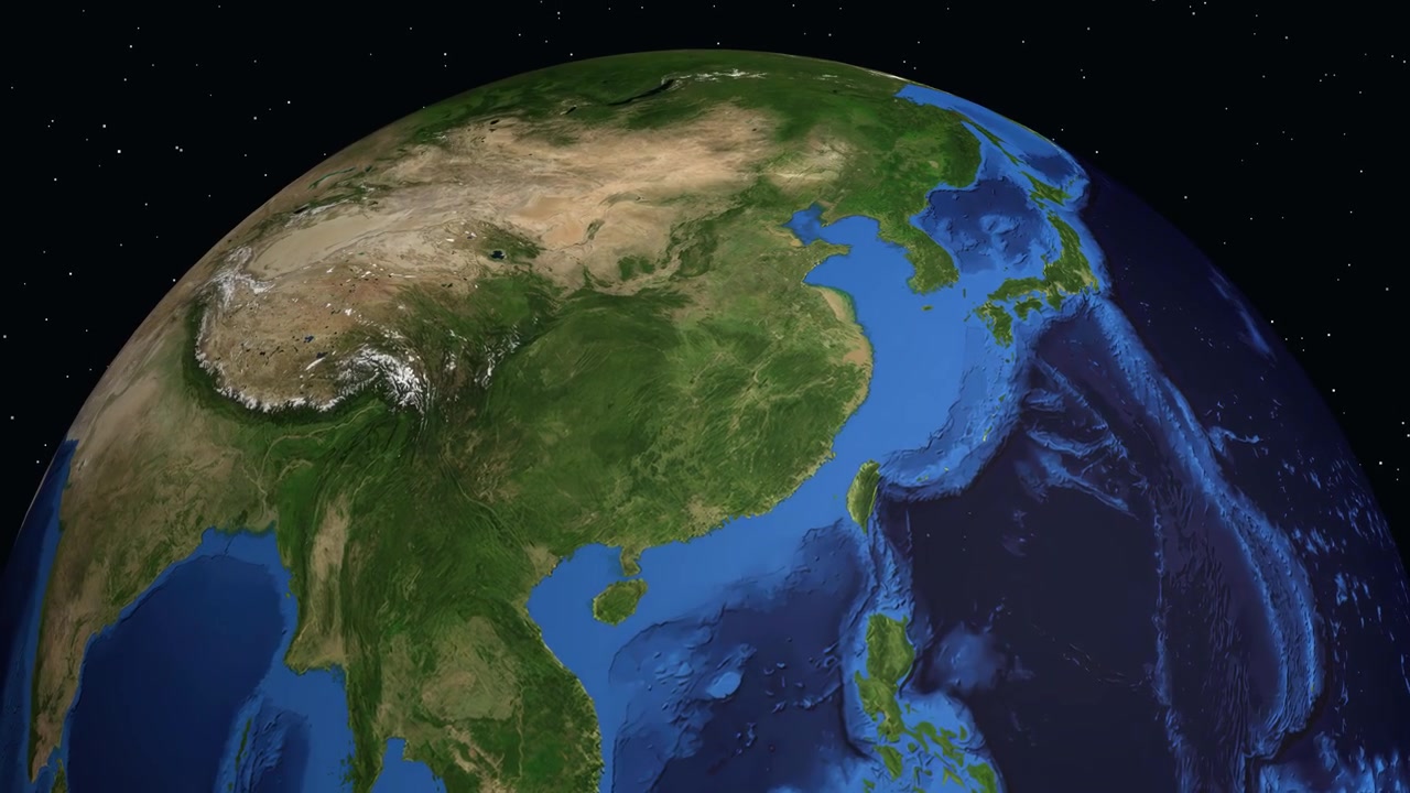 Digital globus roterer og zoomer fra rummet ind på Yiyang, Kina, med et overlay af befolkningsdata.