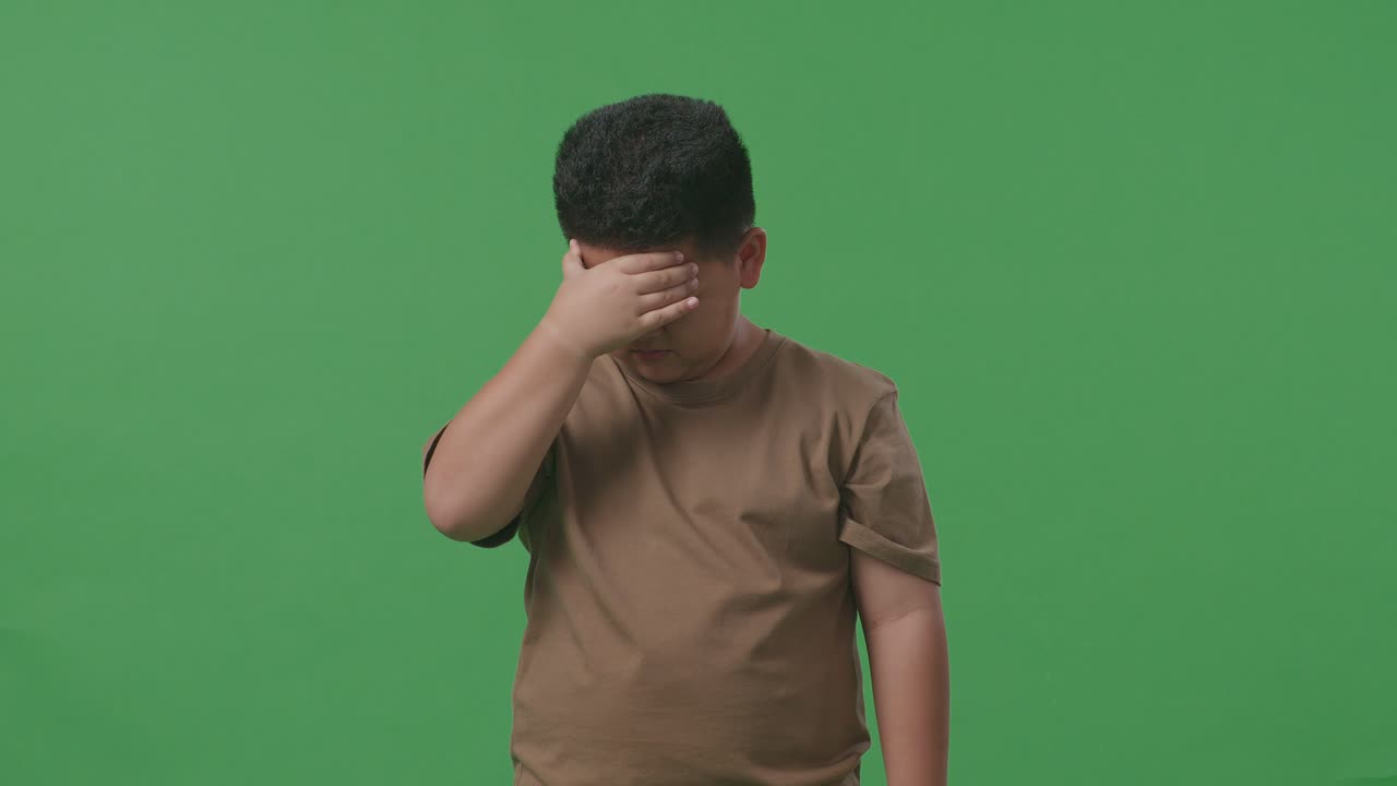 두통이 있는 소년