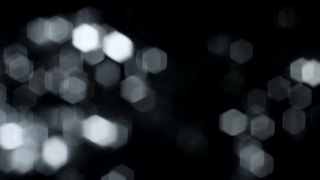 fugas de luz abstractas en un fondo negro.