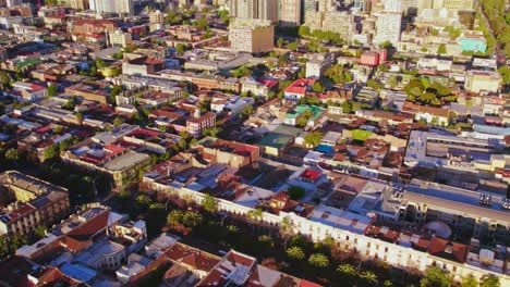 Aufnahme-Einer-Südamerikanischen,-Brasilianischen-Nachbarschaft-In-Santiago,-Chile