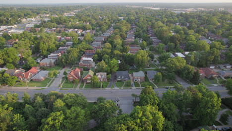 Antena-De-Barrio-Agradable-En-Clayton-En-St.