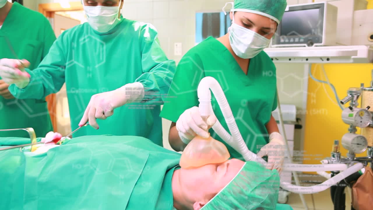 animación del procesamiento de datos científicos y estructuras químicas sobre diversos cirujanos que operan