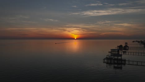 Sunsetting-as-a-boater-heading-in-from-Mobile-Bay