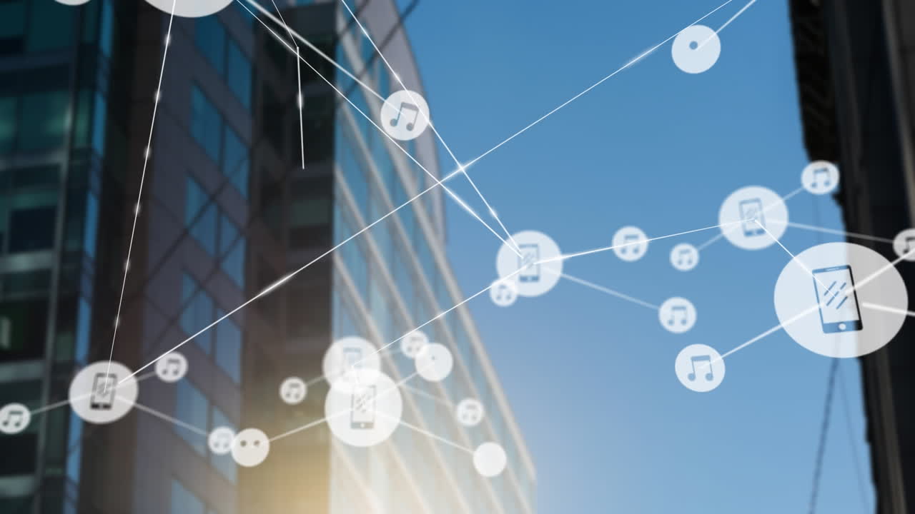 현대적인 사무실 건물 위에 아이콘으로 연결된 네트워크의 애니메이션