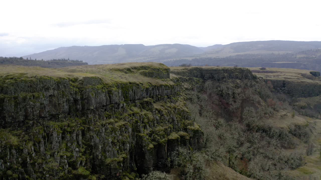 드론 후드 강 풍경 4k 30fps