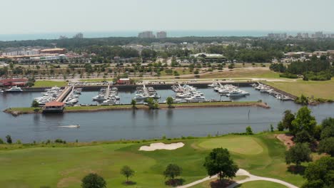 Yacht-club-marina-along-ICW-in-Myrtle-Beach,-South-Carolina