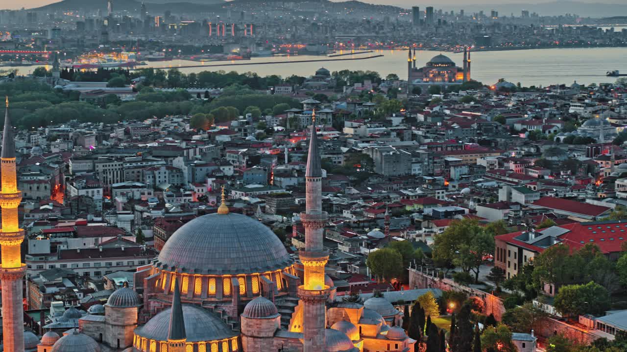 la mezquita más grande de la ciudad, estambul