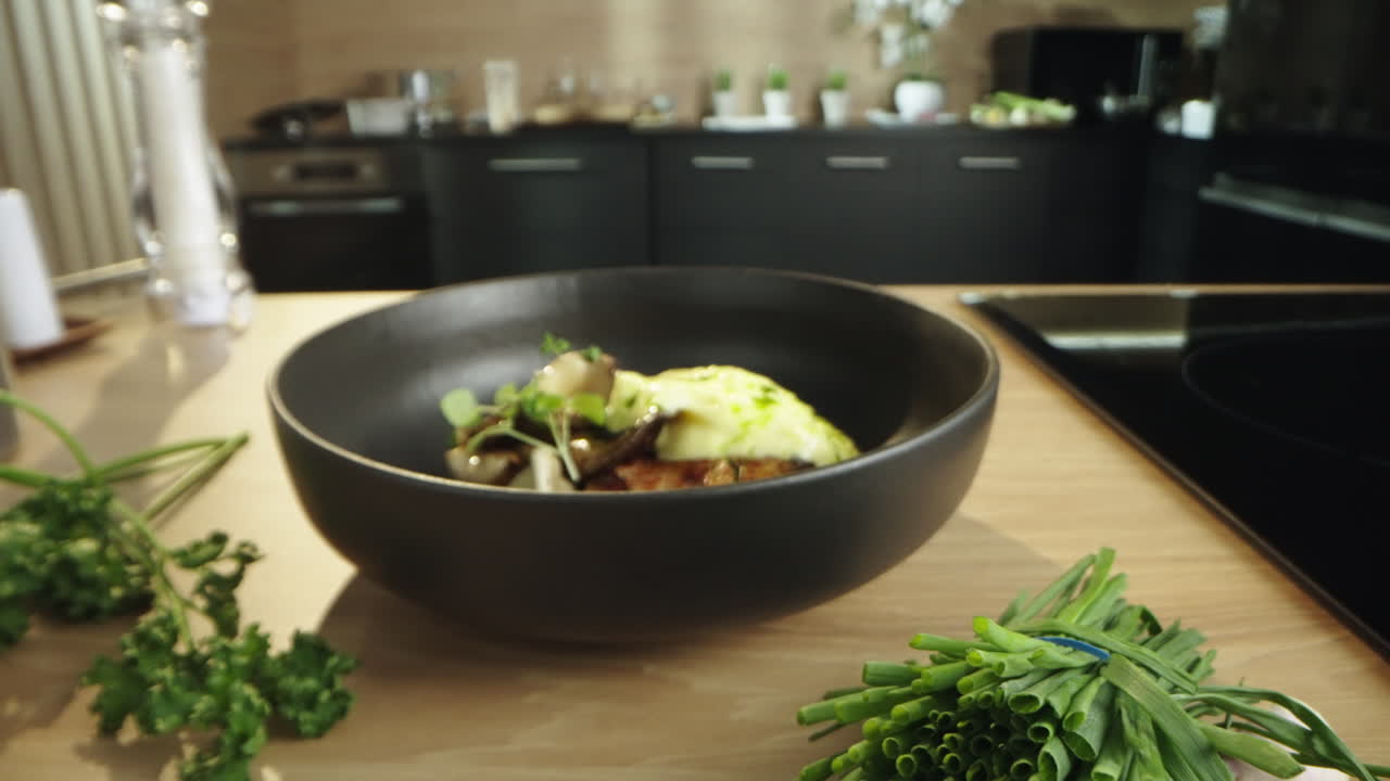Piatto di cibo delizioso e gourmet