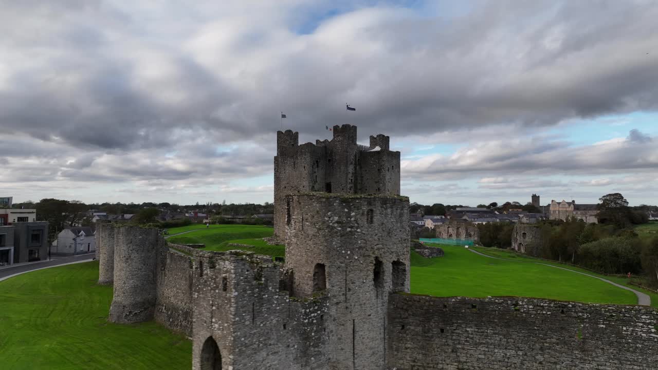 castillo de trim, condado de meath, irlanda, octubre de 2023