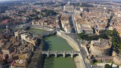 volando lejos de la ciudad del vaticano