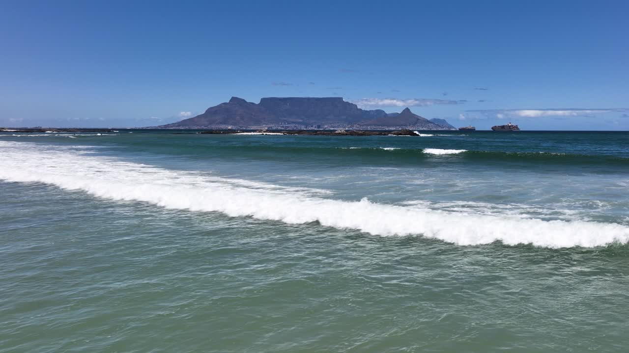 테이블 산과 바다 풍경