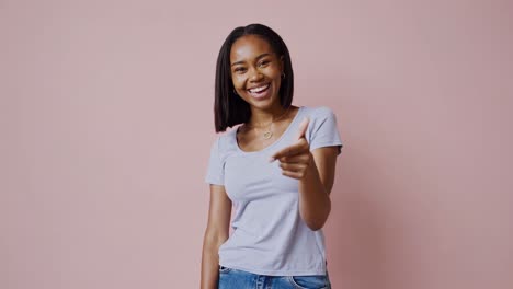 woman giving thumbs up