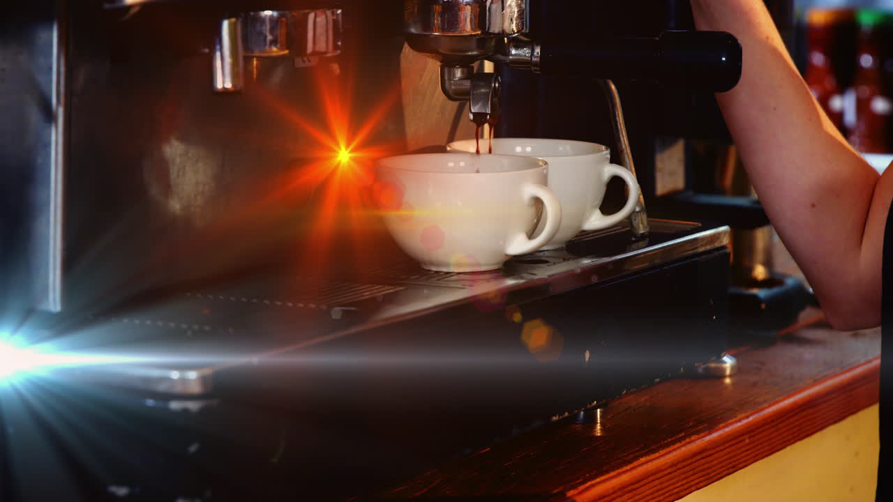 animación de luces brillantes en movimiento sobre la máquina de café