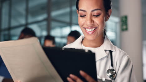 Doctor,-woman-and-tablet-with-document