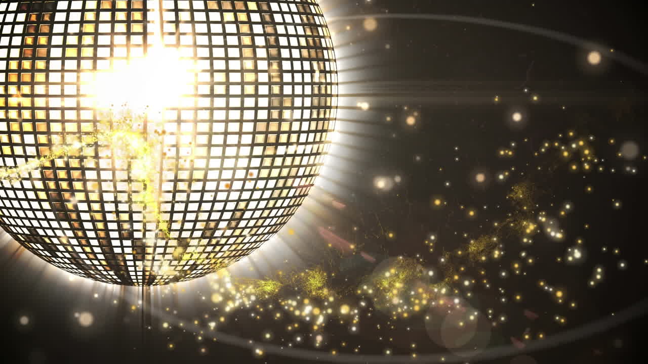 어두운 배경 위에 반 ⁇ 이는 디스코 공의 애니메이션