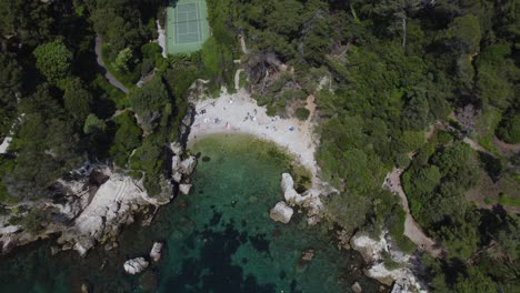 Top-Down-Aerial-of-Cote-d'Azur-Mediterranean-Beach-Coastline-near-Nice,-France