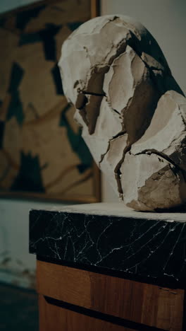 museum art gallery exhibition