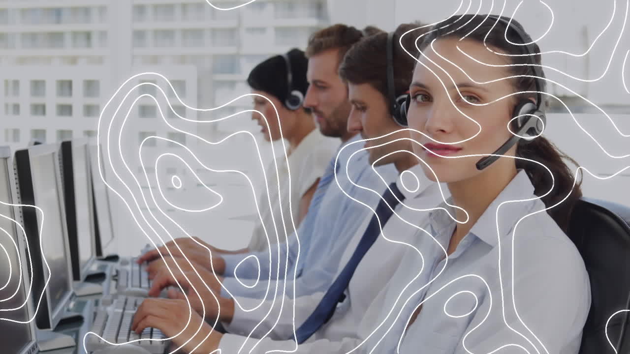 animación de líneas en movimiento sobre personas de negocios que usan auriculares