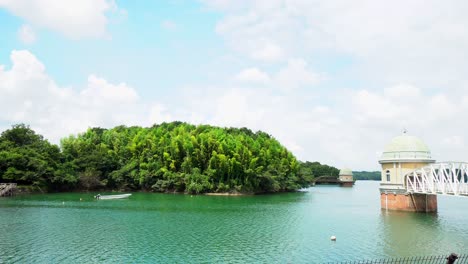 A-lone-boat-on-Tama-Lake,-this-is-one-of-the-largest-in-Tokyo,-Japan