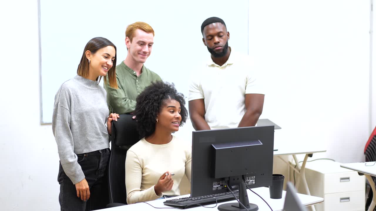 Team Collaboration in Modern Office