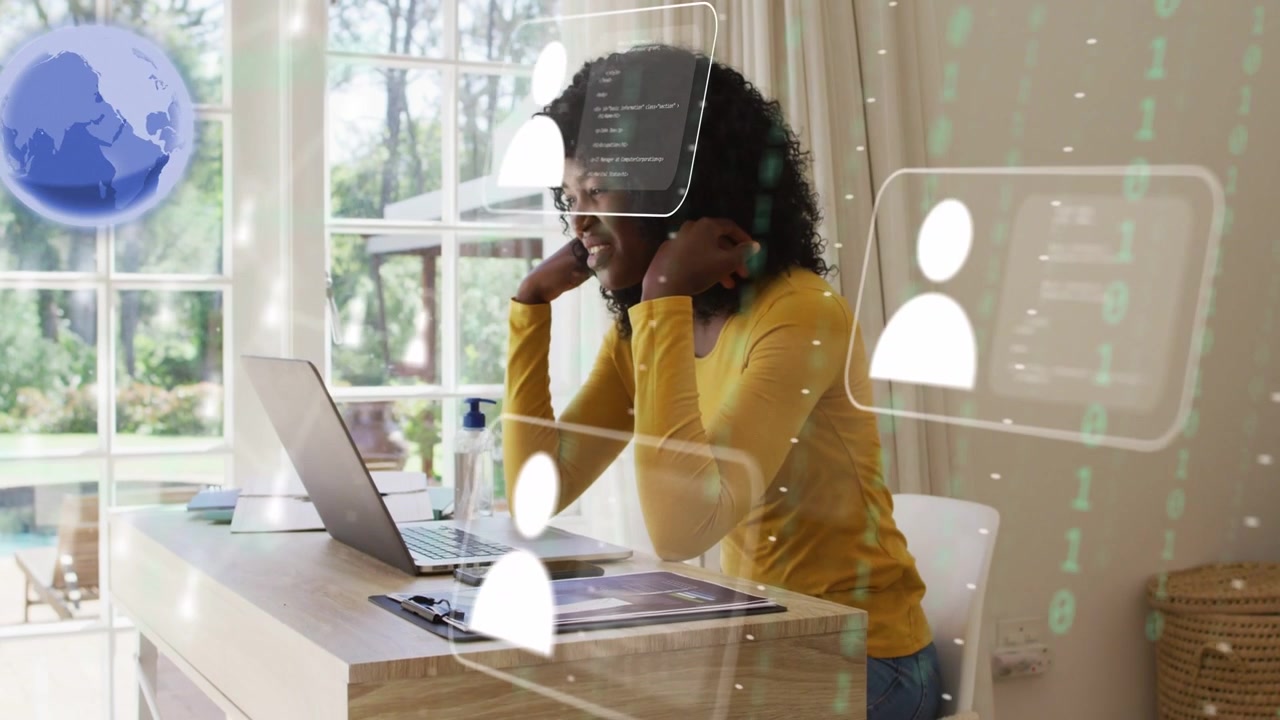 Donna al lavoro alla scrivania, con un globo che appare e avvia avatar che si raggruppano sul laptop per una riunione da remoto.