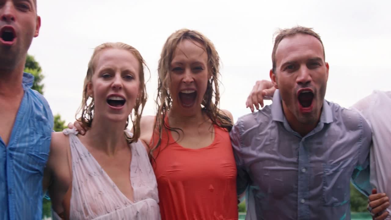 재미를 즐기는 친구 그룹