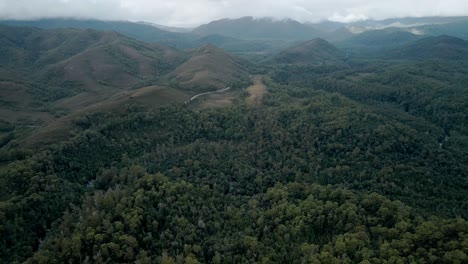 Forested-Mountains-And-Valleys-In-Franklin-Gordon-Wild-Rivers-National-Park,-World-Heritage-Area,-Tasmania,-Australia