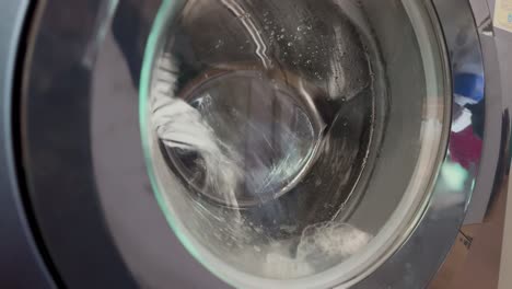 fully automatic front-loading washing machine with anti-tangle technology