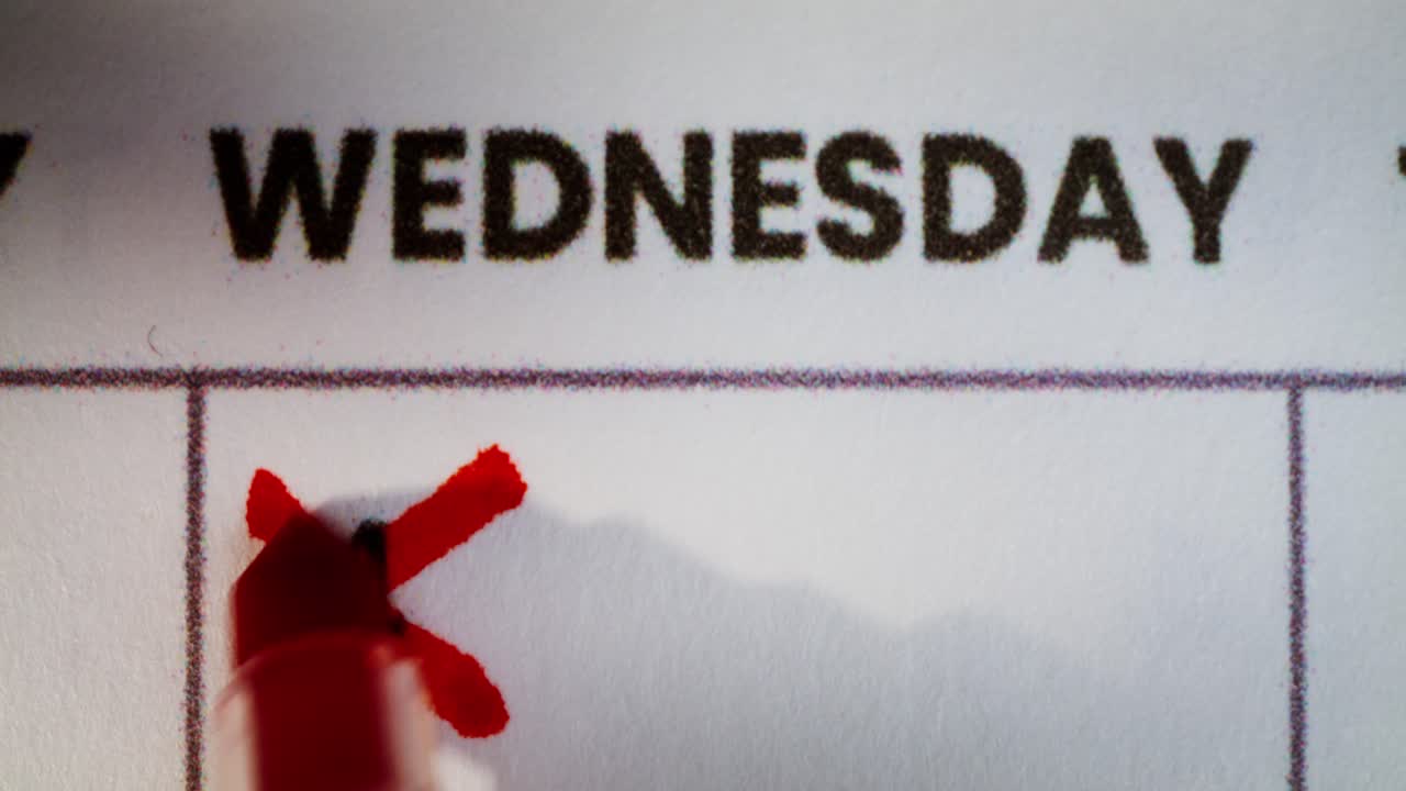 Wednesday Calendar with Marked Date 4