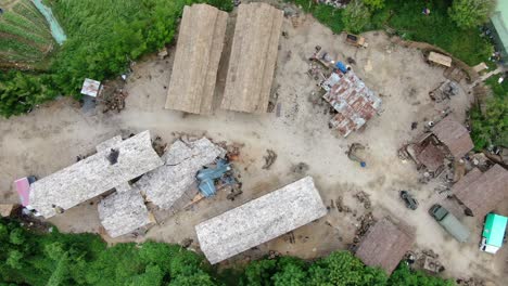 Altes-Dorf-Filmset,-Das-Südostasien-Simuliert,-In-Hongkong,-Luftaufnahme