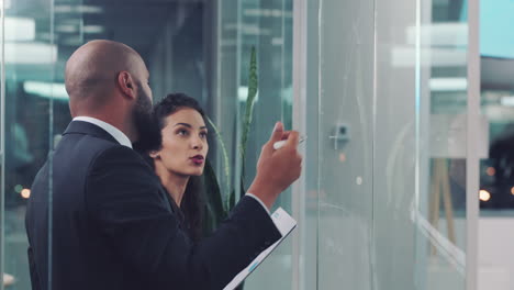 planificación, redacción y trabajo en equipo con empresas