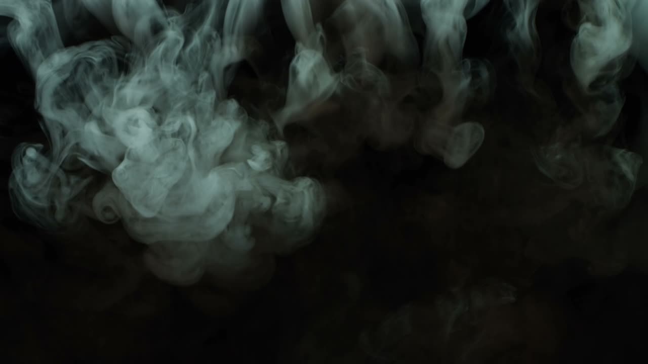 건조한 얼음 연기 구름