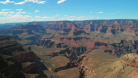 Drone-aerial-shot-of-the-Grand-Canyon-in-Arizona,-USA