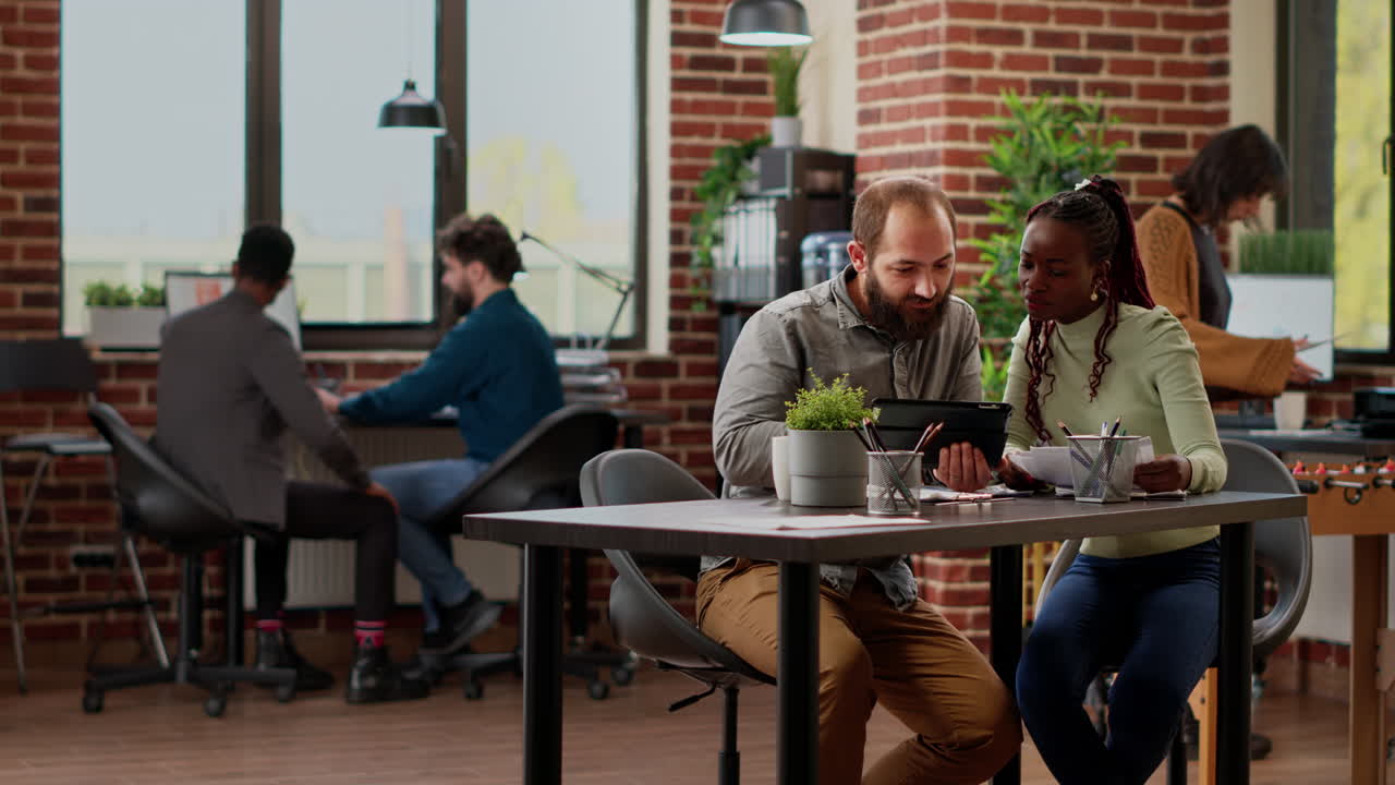 Office colleagues brainstorming ideas to plan research work