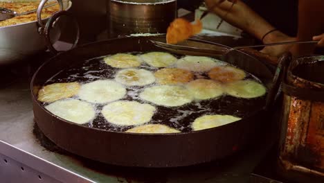 Comida-Callejera-India-Jhangri-Frito-O-Jalebi.-Estado-De-Rajasthan-En-El-Oeste-De-La-India.