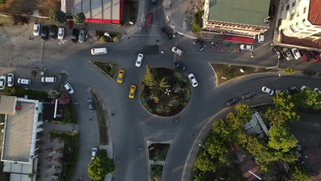 Tráfico-De-La-Ciudad-Timelapse-Drone-Aéreo