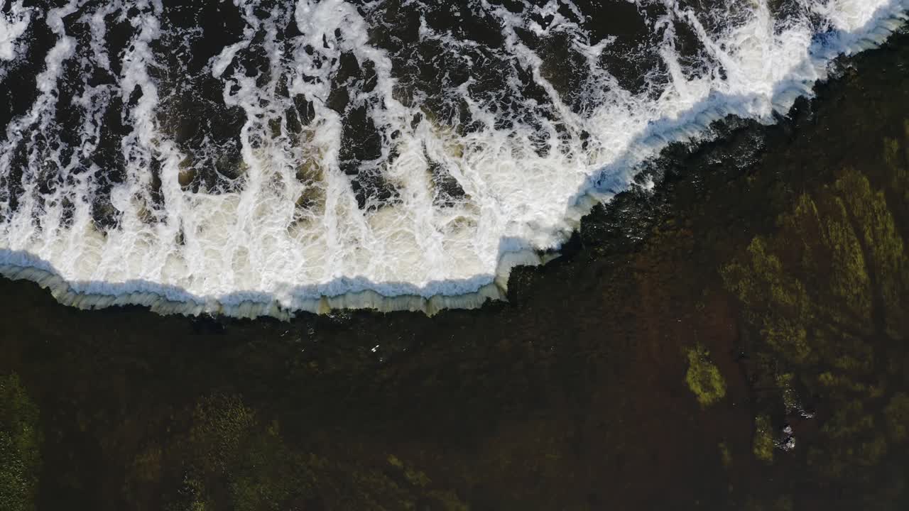cascada de venta desde arriba hacia abajo
