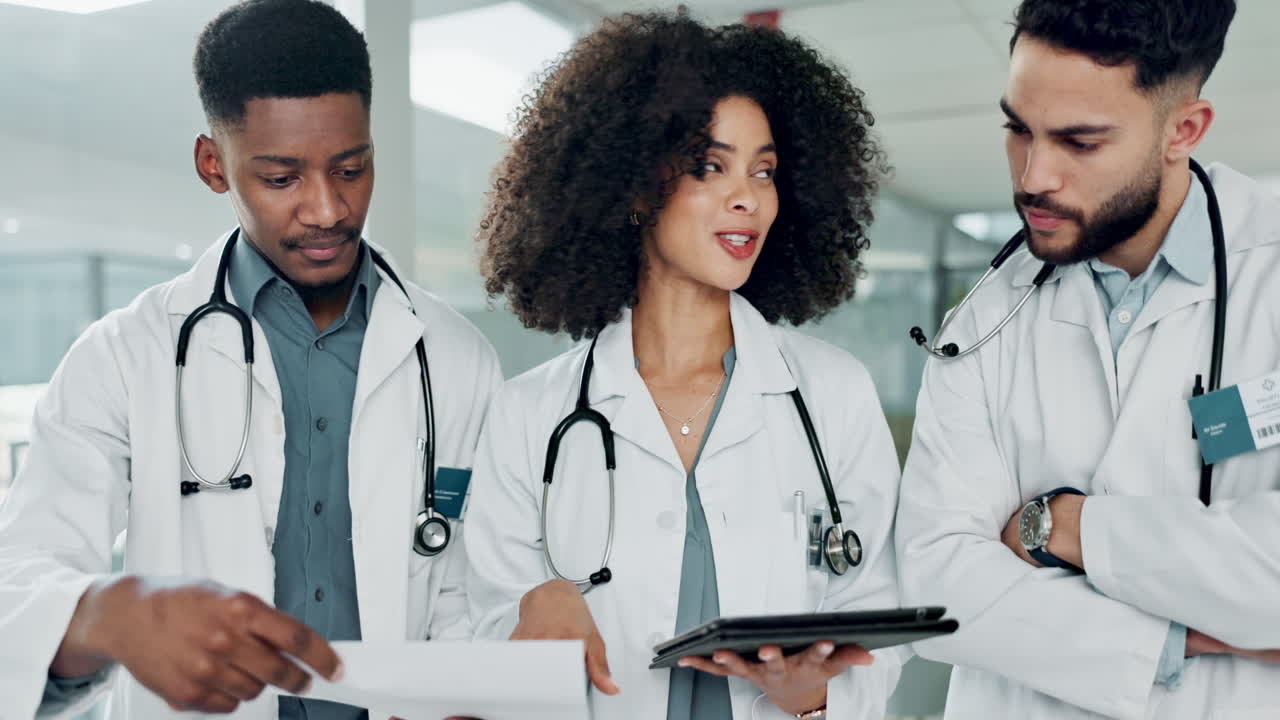 Documents, team doctors and people reading