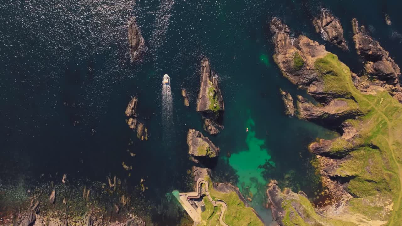 Filming a boat at Dunquin Pier - Dingle Co.Kerry - 4K Cinematic Drone Footage 05-09