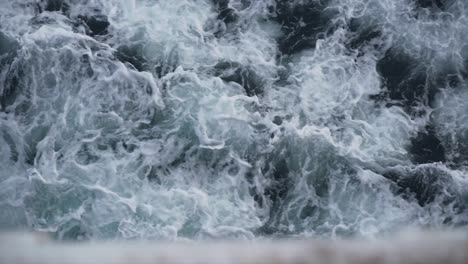 waves crashing in the ocean