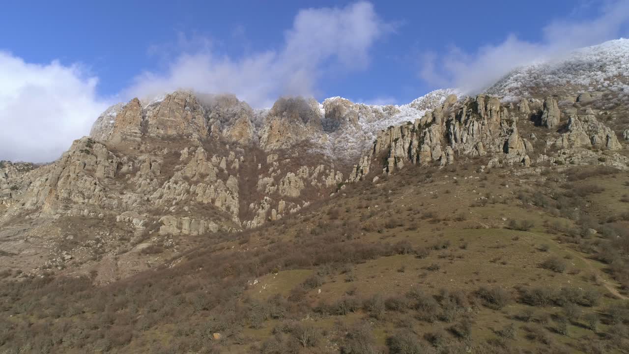 paisaje de montaña de invierno