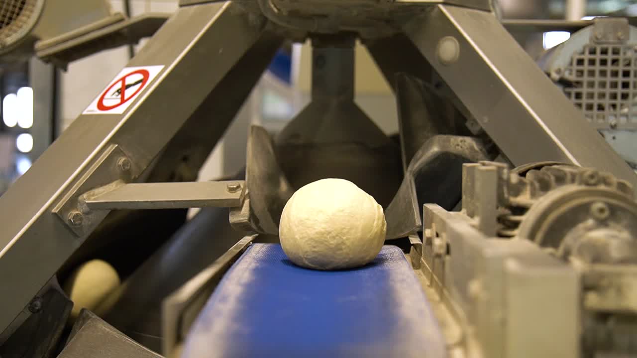 fabrikken producerer brød til import