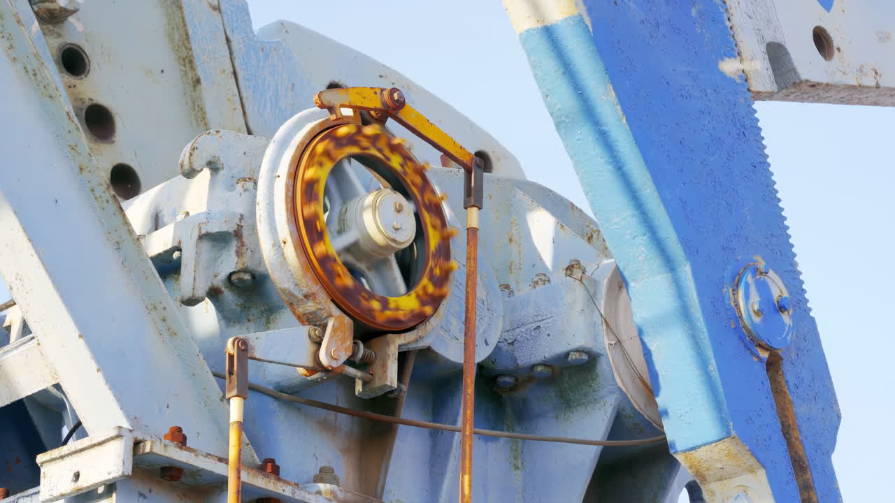 Petroleum crude oil gasoline drilling rigs derrick, pump jack machine equipment work tirelessly oilfield, continuous extraction of fossil fuels global energy consumption power supply demand crisis