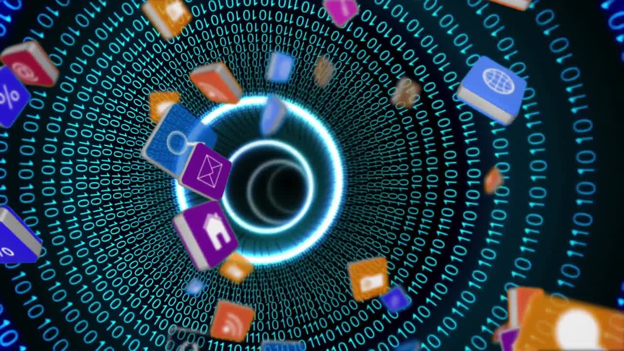 iconos en línea y de aplicaciones en cuadrados y códigos binarios en el fondo