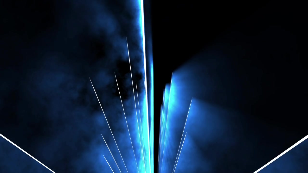 Abstrakte blaue Lichtstrahlen durch einen rauchigen Tunnel