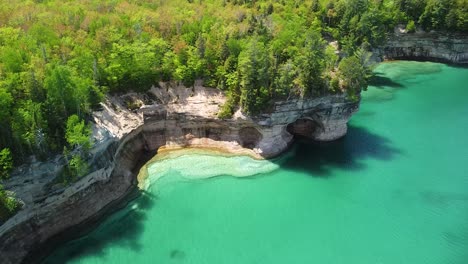 Aerial-Rock-Formation-Descent---Indian-Drum---Pictured-Rocks-National-Lakeshore,-Michigan