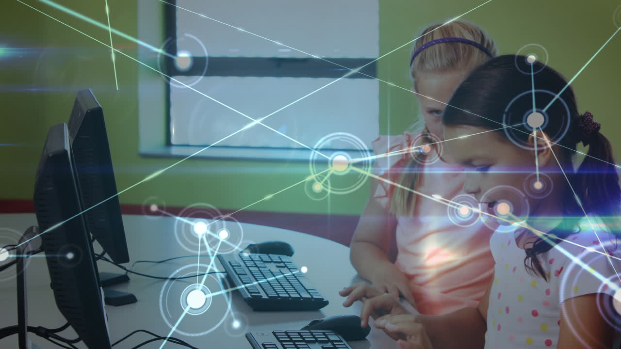 red de conexiones contra dos niñas diversas que usan computadora en la escuela